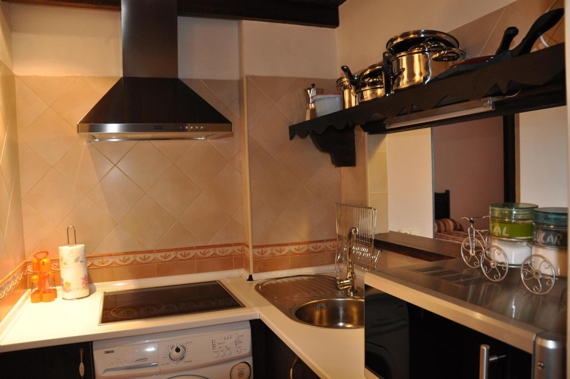 Apartamentos El Mirador Del Soto Sotoserrano ห้อง รูปภาพ